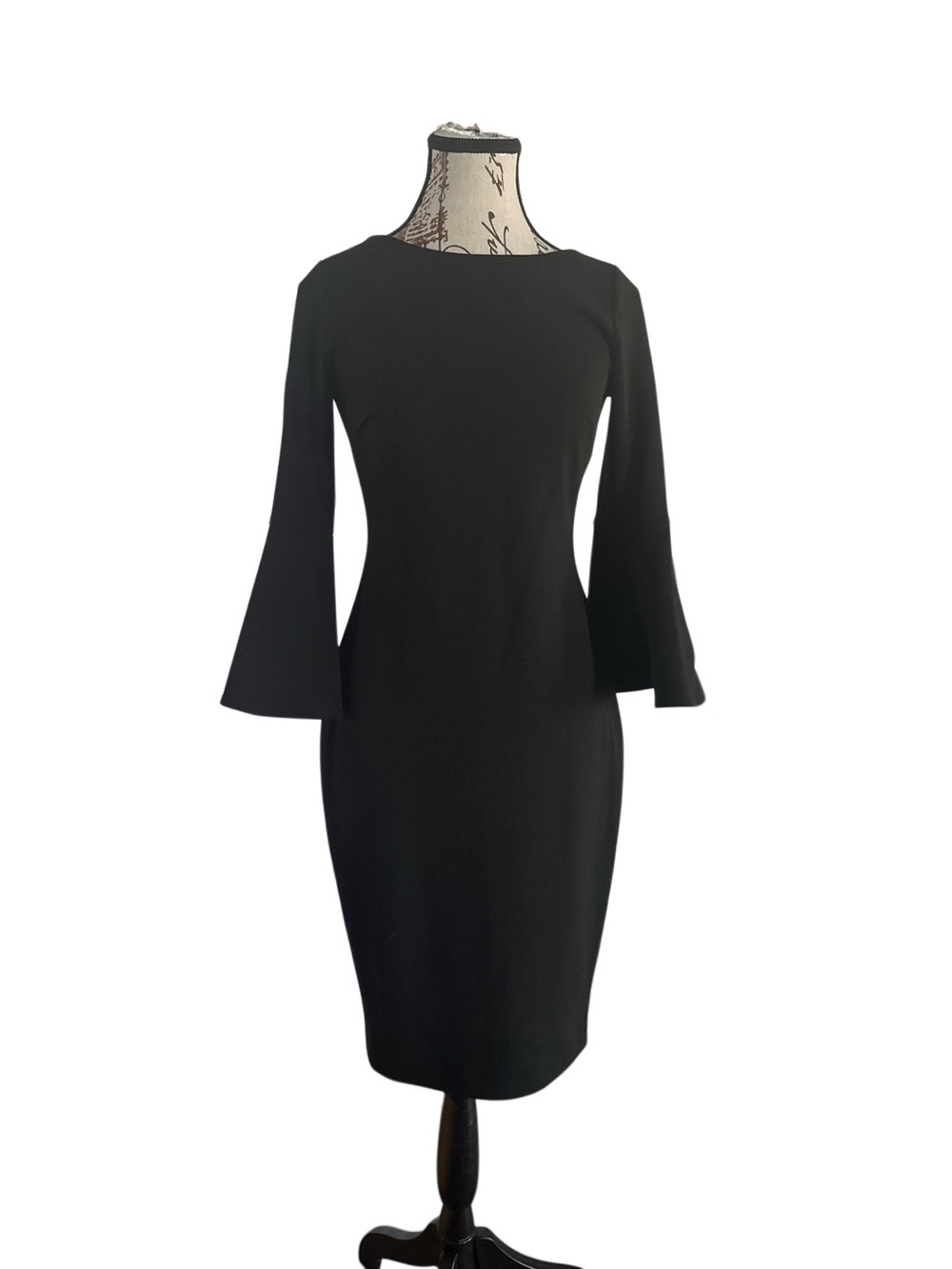 Calvin Klein Black Bell-Sleeve zippered back Sheath Dress, size 2